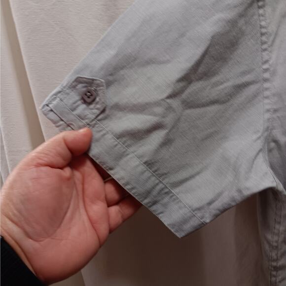 191‎ Unlimited Boys Large Short Sleeved Button-up Shirt Top Gray - Picture 6 of 7